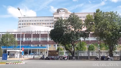 Cứu sống bệnh nhân bị dao đâm cực sâu
