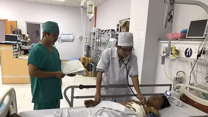 Nghẹt thở giành giật sự sống cho một bệnh nhân bị đâm thủng tim 