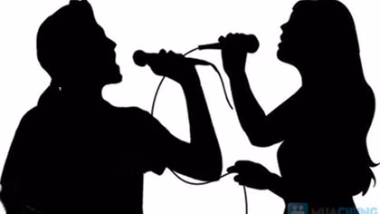 Bị điện giật tử vong khi hát karaoke tại nhà