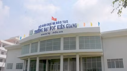 Kỷ luật khiển trách Hiệu trưởng Trường Đại học Kiên Giang