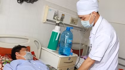 (Kỳ tích) Đưa bệnh nhân bị điện giật từ cõi chết trở về