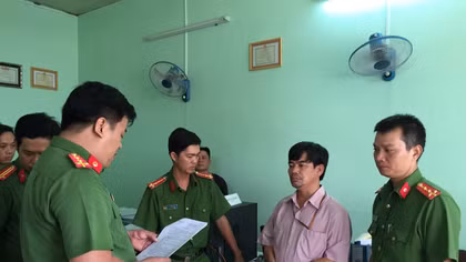 Bắt Trưởng phòng thanh tra pháp chế Trường Cao đẳng Cần Thơ