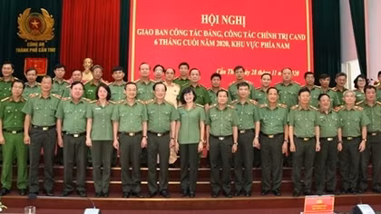 Giao ban công tác Đảng, công tác Chính trị CAND khu vực phía Nam