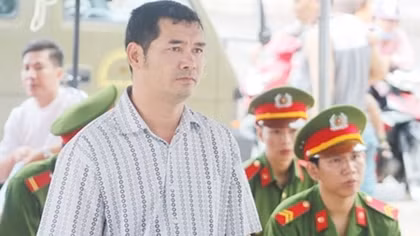 “Nổ” là người của “Bộ Ngoại giao” được mời về Cà Mau tìm dự án 