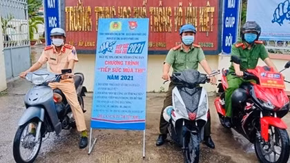 Tuổi trẻ Công an Bạc Liêu tiếp sức mùa thi năm 2021