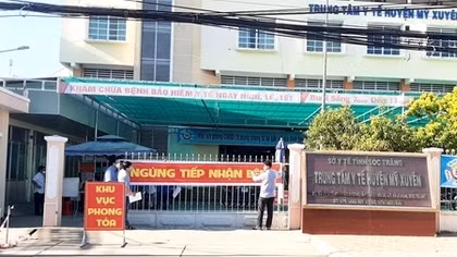 Phong tỏa Trung tâm Y tế huyện Mỹ Xuyên 