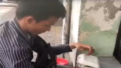 Sự thật về cậu bé tật nguyền bị cướp 150 tờ vé số ở Cần Thơ 