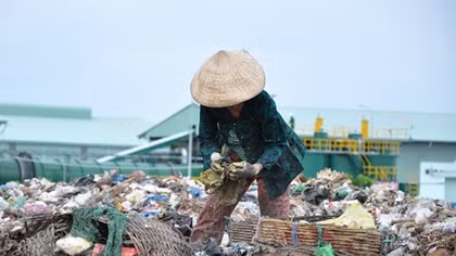 Đề nghị cung cấp thông tin liên quan đến Nhà máy xử lý rác thải
