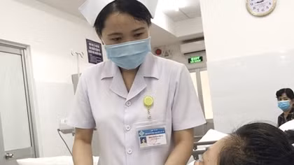 Cứu sống mẹ, con sản phụ tiền sản giật xuất huyết não nguy kịch 