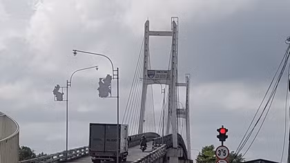 Loay hoay với cầu thu phí theo “tuổi thọ công trình”