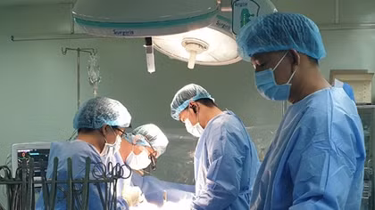 Một ngày cứu sống 2 trường hợp bị bệnh tim nặng 
