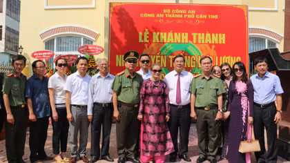 Khánh thành “Nhà truyền thống lực lượng Công an Cần Thơ”