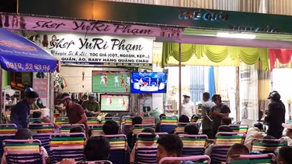 Đang độ bóng đá trận Việt Nam – Indonesia, 36 đối tượng bị bắt