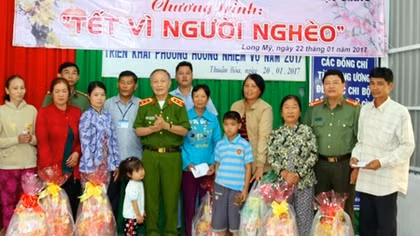 Mang xuân về vùng căn cứ cách mạng Long Mỹ (Hậu Giang) 