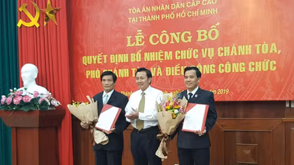 Bổ nhiệm Chánh tòa và Phó chánh tòa Tòa lao động TAND cấp cao tại TP HCM
