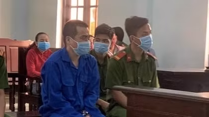Xét xử vụ án thầy giáo dâm ô với nam sinh