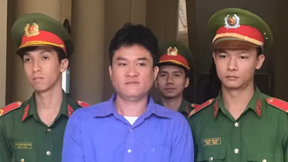 Phạt tù chung thân kẻ chém cha con chủ nợ