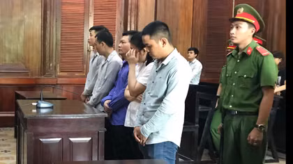 Gần 60 năm tù cho băng nhóm buôn bán ma tuý