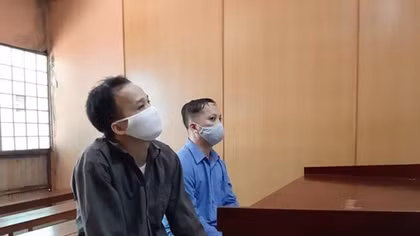 Lừa đảo tiền tỉ của “quý bà”, hai thanh niên lĩnh án
