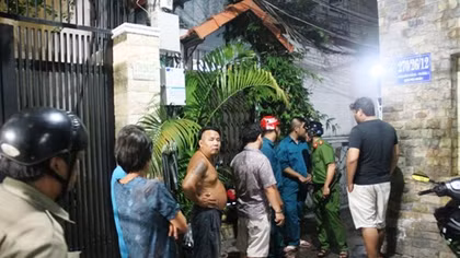 Cụ bà 70 tuổi nguy kịch vì cháy nhà