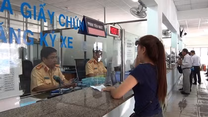 Thủ tục đăng ký sang tên giấy phép xe chính chủ