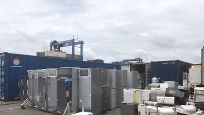 Container hàng điện tử nhập lậu bị bắt giữ tại cảng Cát Lái