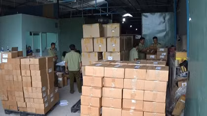 Lô hàng lậu hơn chục tỷ đồng bị thu giữ