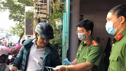 Người dân an tâm khi đến cơ quan Công an làm thủ tục hành chính
