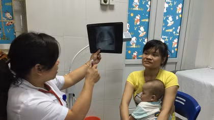 Tăng giá viện phí bước 2 không ảnh hưởng đến đối tượng chính sách và người nghèo