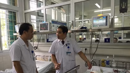 Lần đầu tiên phẫu thuật thành công em bé bị dị dạng hộp sọ hiếm gặp