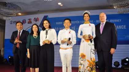 Đồng hành cùng người nhiễm HIV để không ai bị bỏ lại phía sau