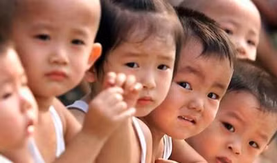 Nóng tình trạng mất cân bằng giới tính khi sinh ở Hà Nội 