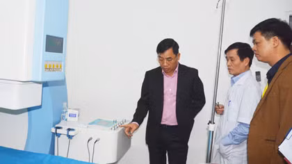 Phát hiện phòng khám BS người Hàn Quốc dùng thuốc hết "đát"