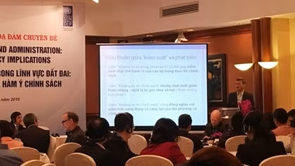 “Khoảng tự do chính sách” càng lớn, tham nhũng càng nhiều 