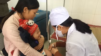 Tỉ lệ phản ứng sau tiêm vaccine ComBE Five nằm trong giới hạn