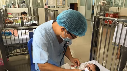 Nhiều dịch bệnh diễn biến phức tạp với nguy cơ cao