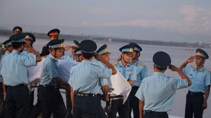 Nỗi đau lặn vào tim để những vần thơ rung cảm ra đời…