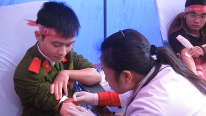 “Hiến máu ngay hôm nay, đừng chờ đến khi thảm họa xảy ra”
