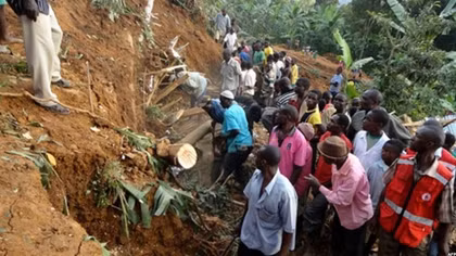 31 người chết sau lũ bùn và sạt lở đất kinh hoàng ở Uganda