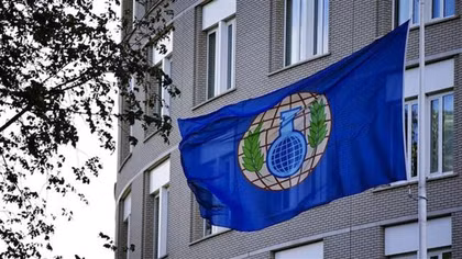 Thanh sát viên OPCW đến Damascus giữa lúc Mỹ dội tên lửa