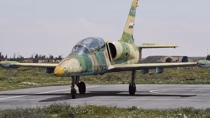 Máy bay quân đội Syria bị phiến quân bắn rơi ở Hama