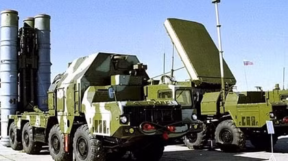 (SỐC) Israel tuyên bố sẽ phá hủy hệ thống S-300 của Nga ở Syria