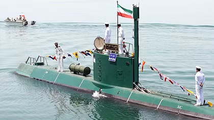 Iran khoe tàu ngầm hiện đại hơn tàu ngầm của Nga và Mỹ!