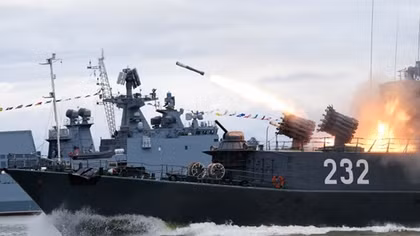 Biển Caspian “réo sôi” khi Hải quân Nga tập trận quy mô lớn
