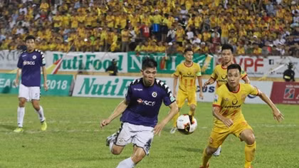 Những điểm nhấn ở vòng 8 V-League