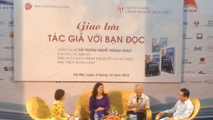Ra mắt cuốn sách “Vài ngón nghề ngoại giao” của nguyên Phó Thủ tướng Vũ Khoan