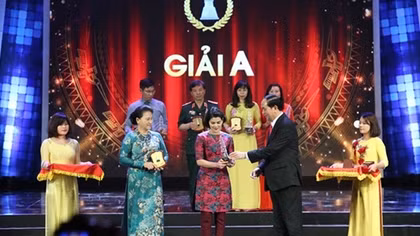 Báo chí là cầu nối giữa Đảng, Nhà nước và nhân dân