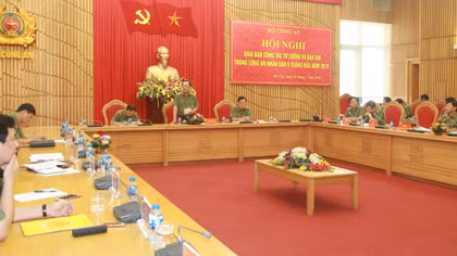 Giao ban công tác tư tưởng, báo chí trong CAND
