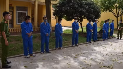 Khởi tố 9 đối tượng tổ chức đánh bạc và cá độ bóng đá 500 tỷ đồng