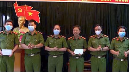 Khởi tố 8 đối tượng tổ chức sử dụng ma tuý tại bar MK Club